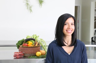 Deanne Wiseman is the Registered Dietitian who reviews all Dashing Dishes
meal kits for their overall nutritional value